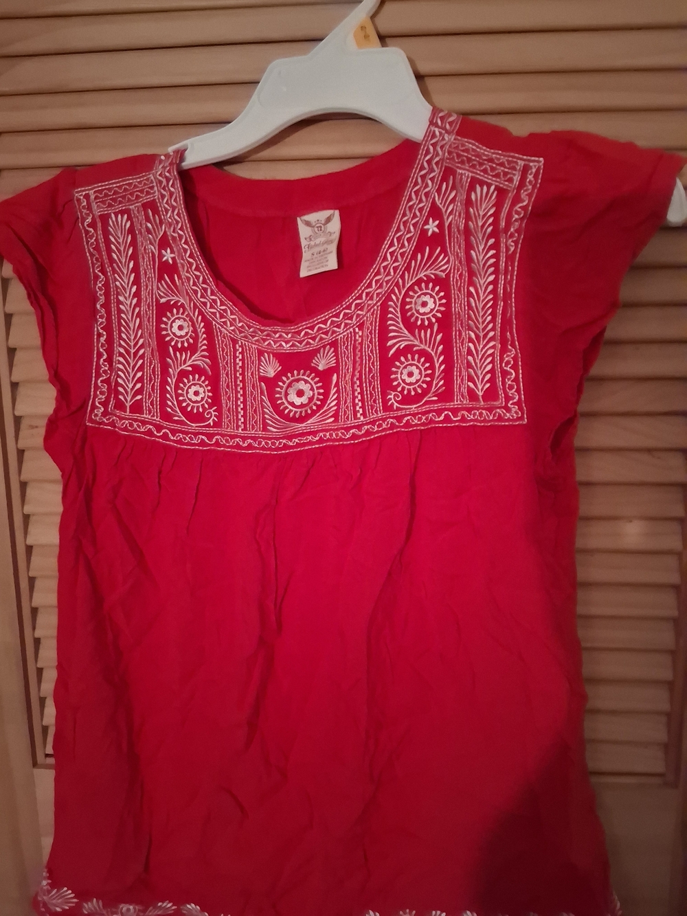 Faded Glory Red Short Sleeve Embroidered Tee